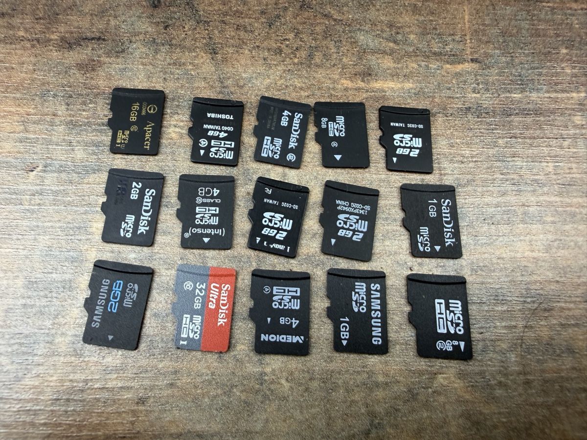 Schede di memoria: Micro sd Speicherkarten Set Konvolut gemischte grössen – Usato da Hallau venduto da R.R.91
