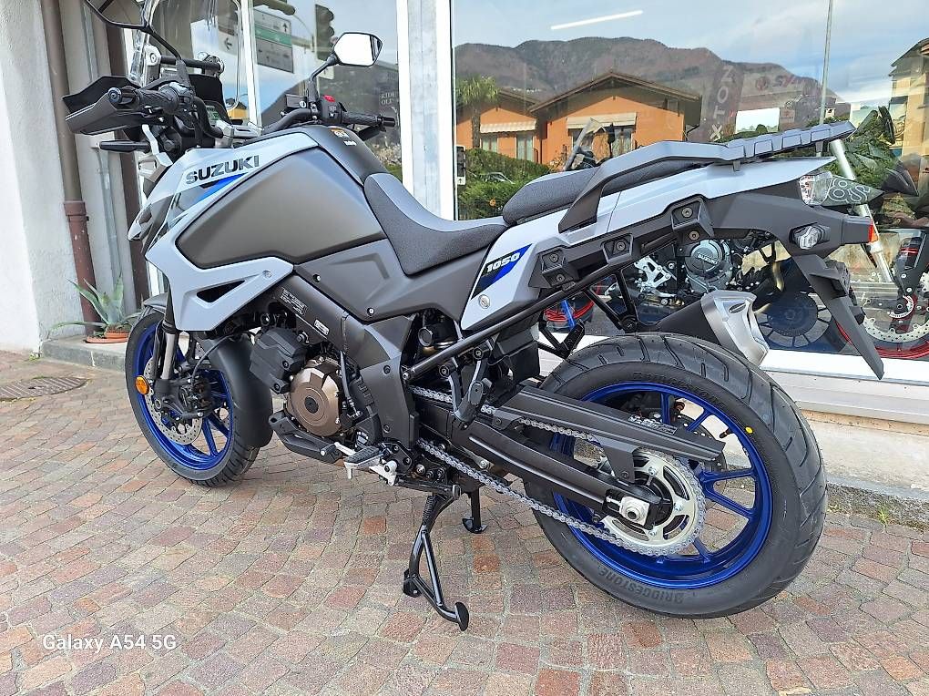 Suzuki Enduro: SUZUKI DL 1050 DEMO 2025 – Gebraucht aus giubiasco von unoduetre 1