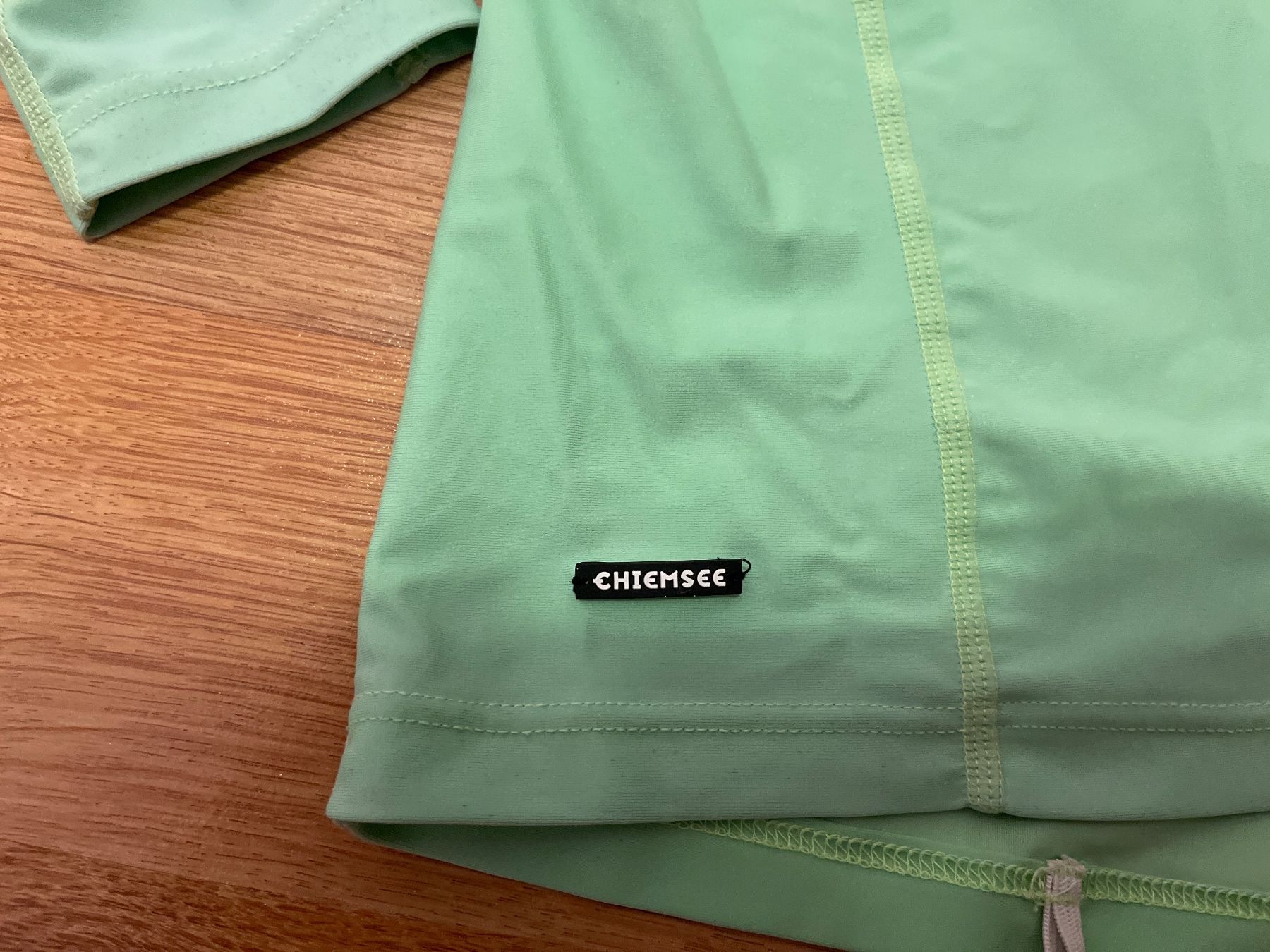 Chiemsee Costumi da bagno: Rash Guard Chiemsee taille 134 – Usato da Genève venduto da fyshbird 3