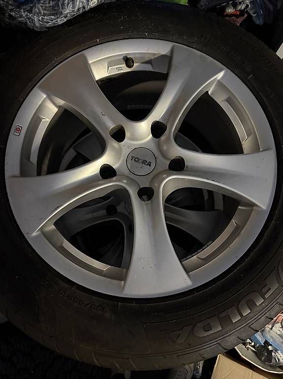 Pneumatici & Ruote complete: Ruote complete KIA Sorento 18 – Usato da Melano venduto da Nmasterx