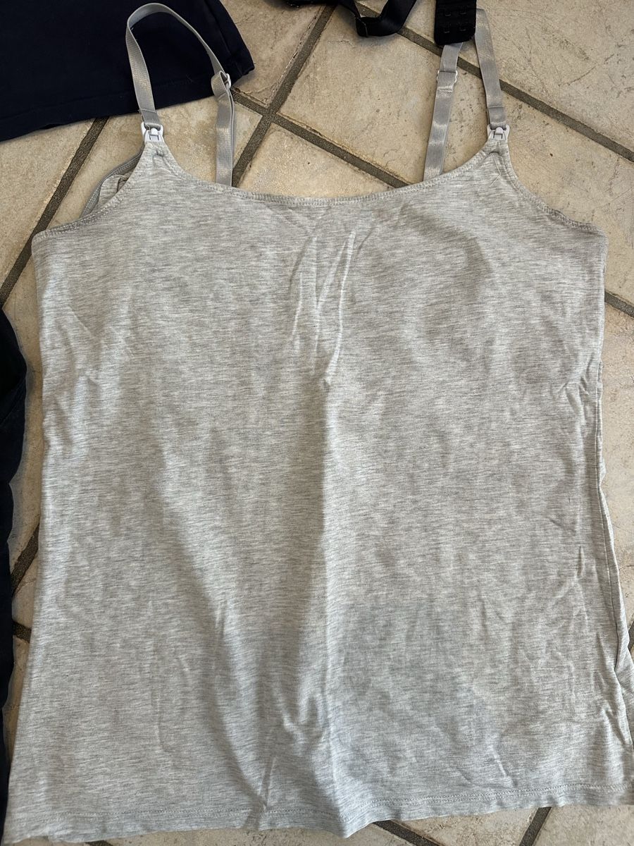 H&M Lotti di vestiti: Mama / Still-Top & BH Set Grösse M/L – Usato da Zermatt venduto da ZerSusi 3