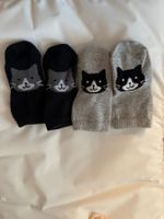 2 Paar Anti-Rutsch-Socken von Uniqlo – Gr. 15–20 (9–12 cm)