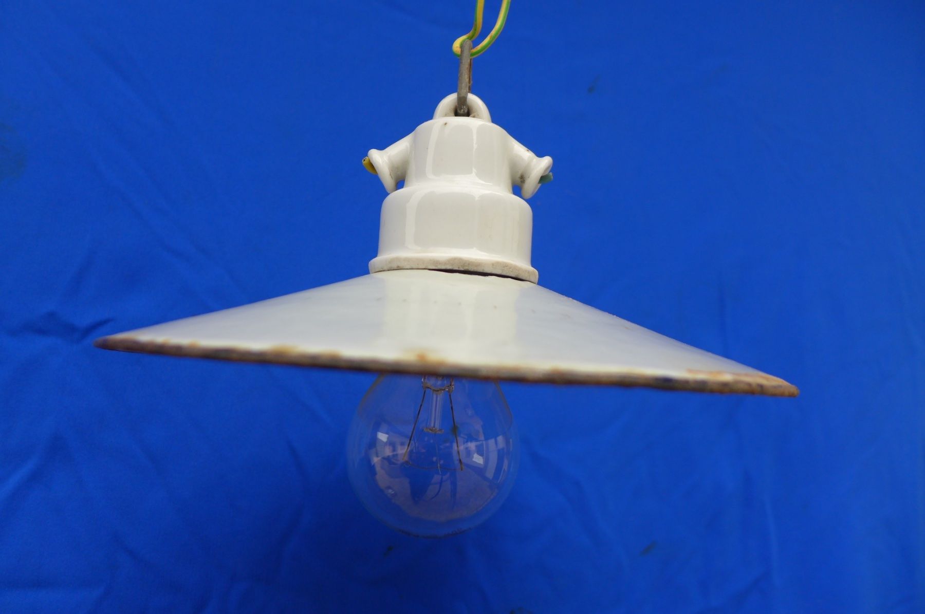 Lampen: Stalllampe ANTIK sehr schön ein Bijou – Gebraucht aus Wila von 7churfirsten