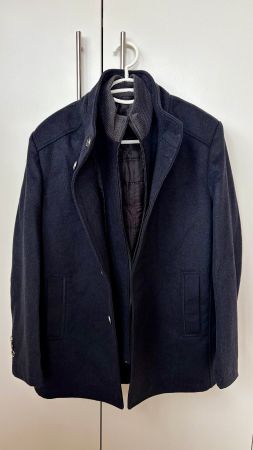 Woll-Trenchcoat mit Innenfutter