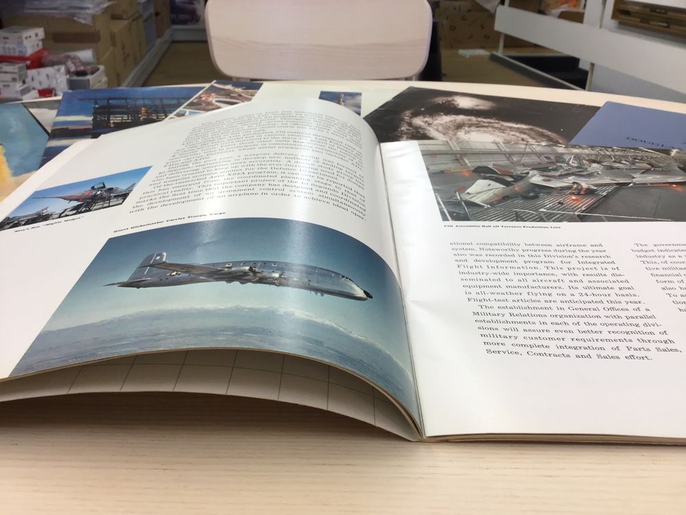 Revues & Magazines: Douglas Aircraft Jahresberichte 1955-1966 SWISSAIR – Neuf (Voir description) à Hombrechtikon par Modellbau-wyss 1
