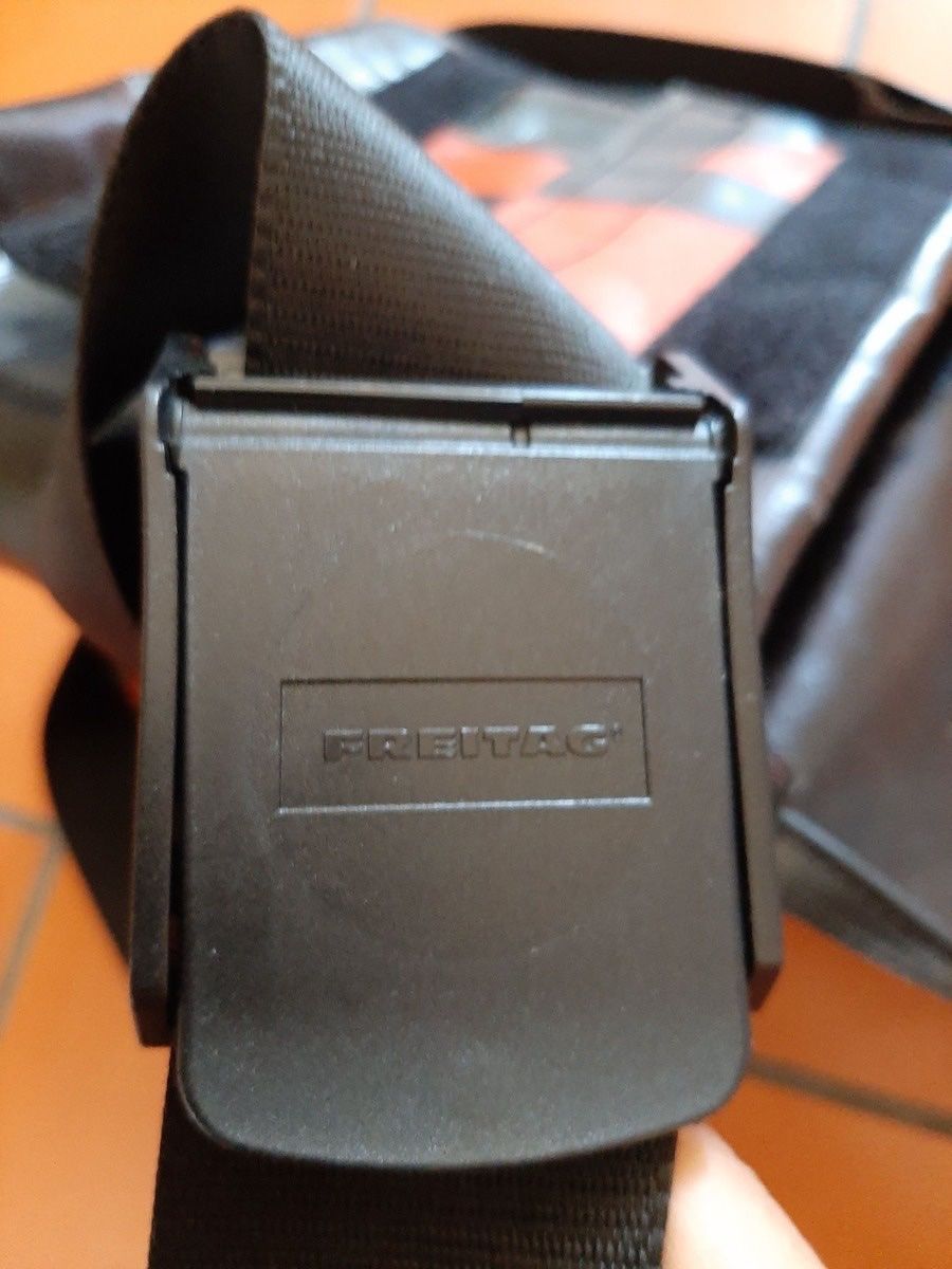 Freitag Sacs: Freitagtasche Lassie F11 – D'occasion à Winterthur par 1rainbow54 5