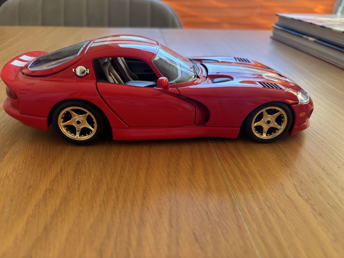 Dodge Modellini d'auto: Bburago Dodge Viper GTS Coupe – Nuovo (secondo la descrizione) da Orbe venduto da car_8grw 7