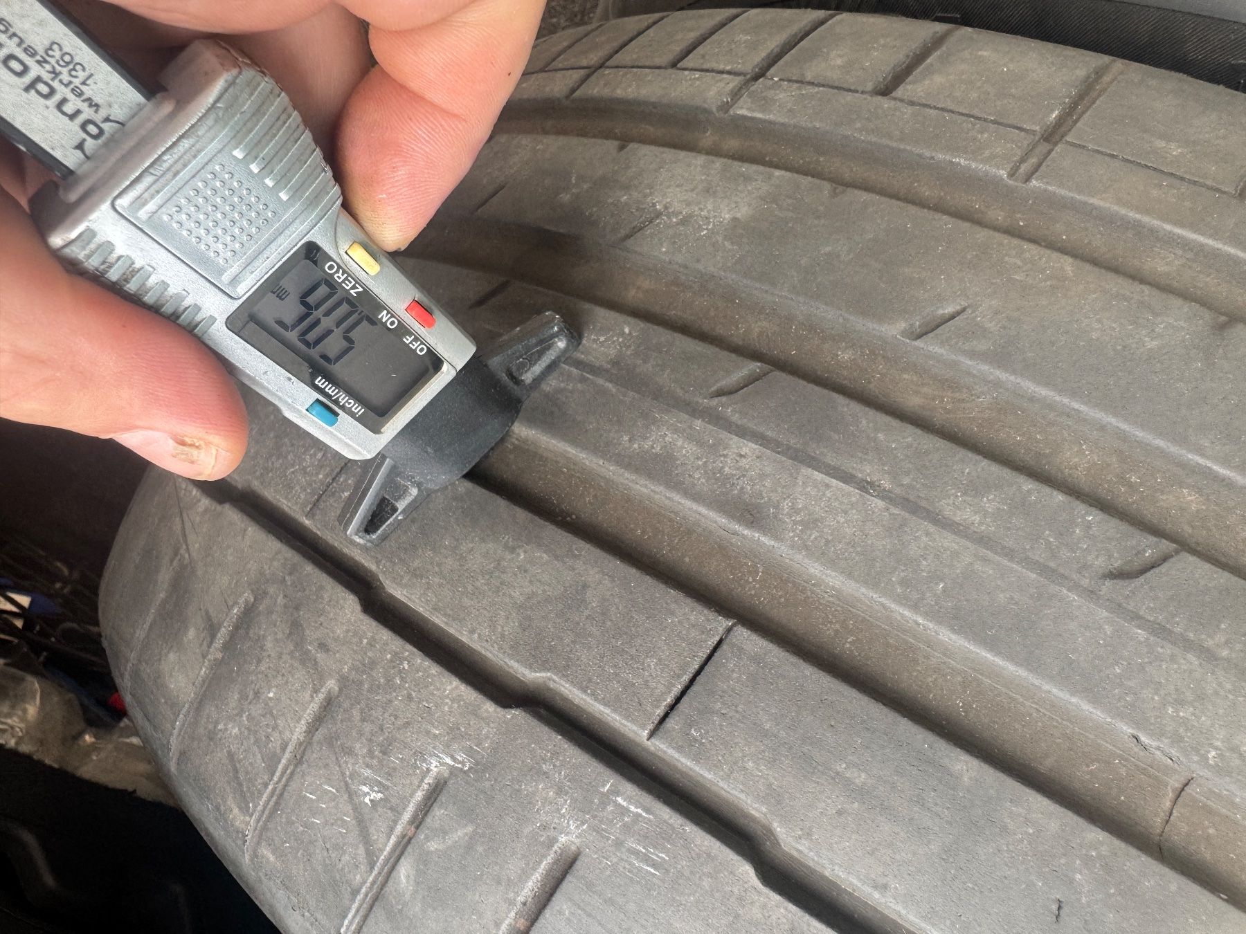 Hankook Pneumatici & Ruote complete: 255/45R19 – Usato da Widen venduto da Dinero02 6
