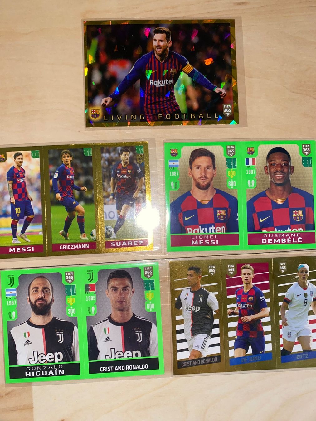 Panini Sammelbilder & Trading cards: Panini 3x Messi & 2x Ronaldo – Neu (gemäss Beschreibung) aus Unterlunkhofen von PaniNicola