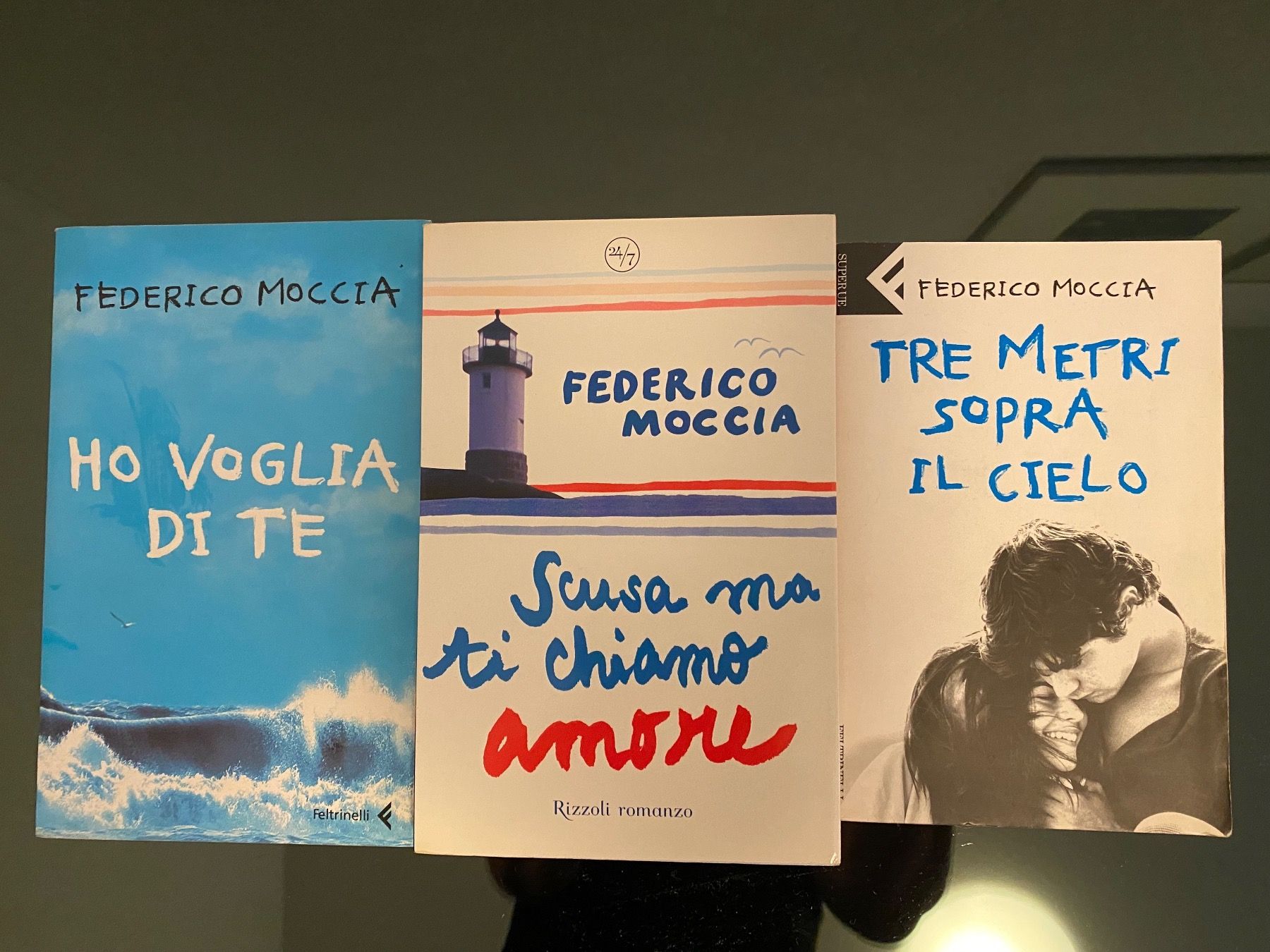 Libri: Federico Moccia 3 Bücher LP ca. 65.- – Nuovo (secondo la descrizione) da Buchs-ZH venduto da Birikina 3
