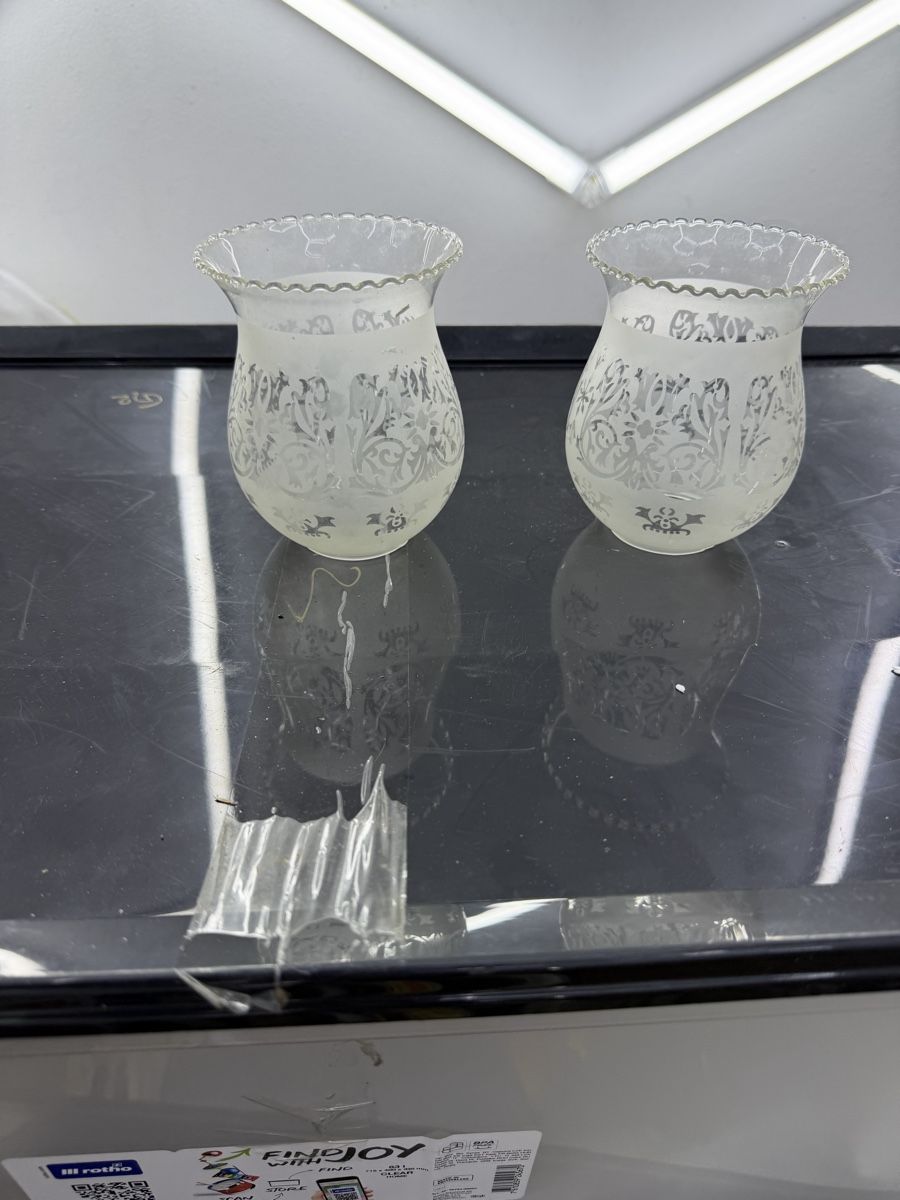 Paralumi: 2 Lampenschirme Glas Cloches verre – Usato da Wettingen venduto da NickInc