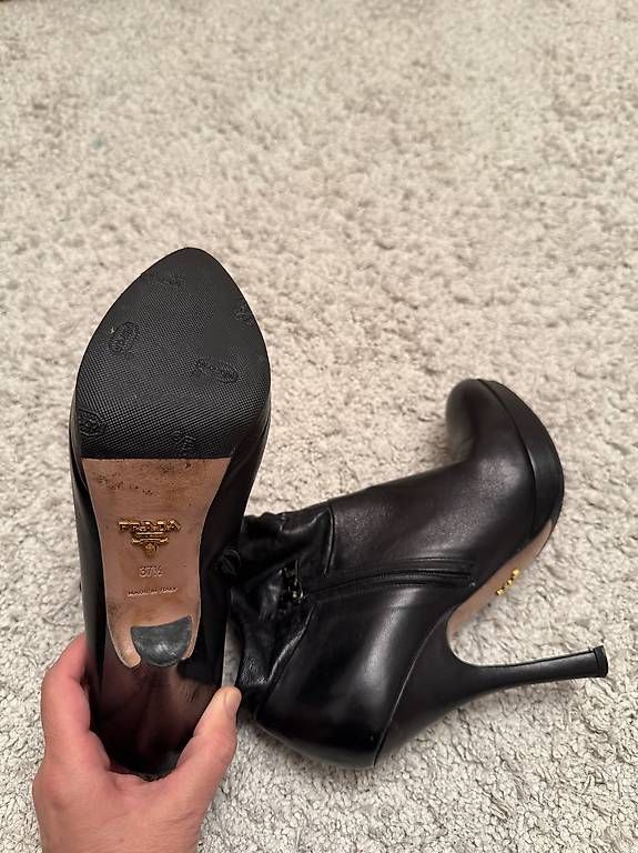 Chaussures femmes: Stiefeletten Prada 37.5 – D'occasion à Küsnacht ZH par nat_m97w 2