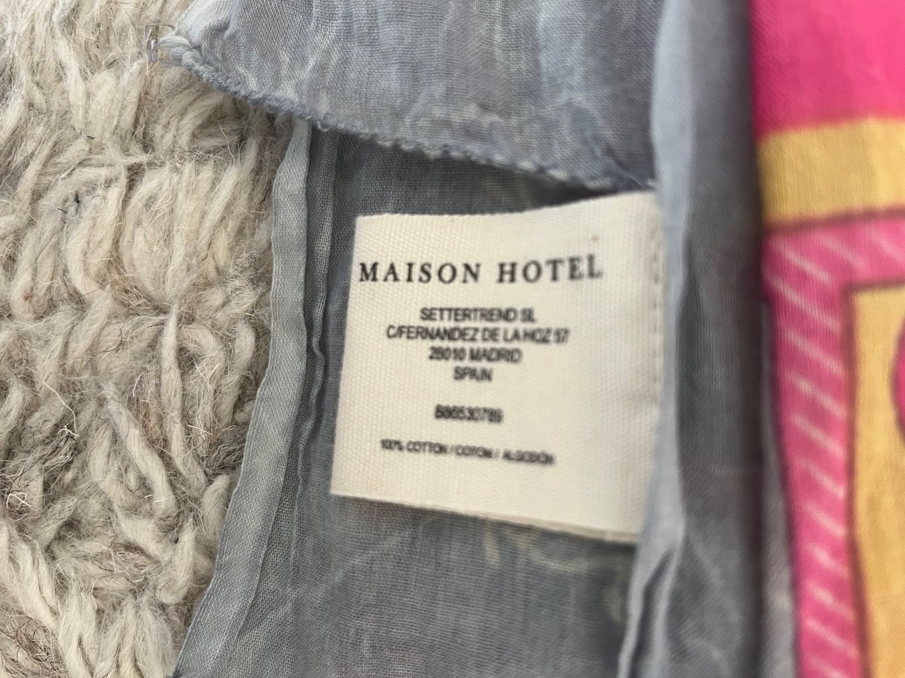 Foulard & Sciarpe: Pareo Tuch von MAISON HOTEL – Usato da Utzenstorf venduto da Ismaele 3