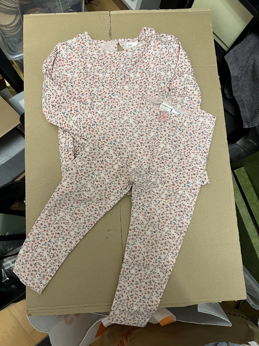 Pyjamas: Pyjama Set Grösse 86 – D'occasion à Toffen par Vanessa_Germann