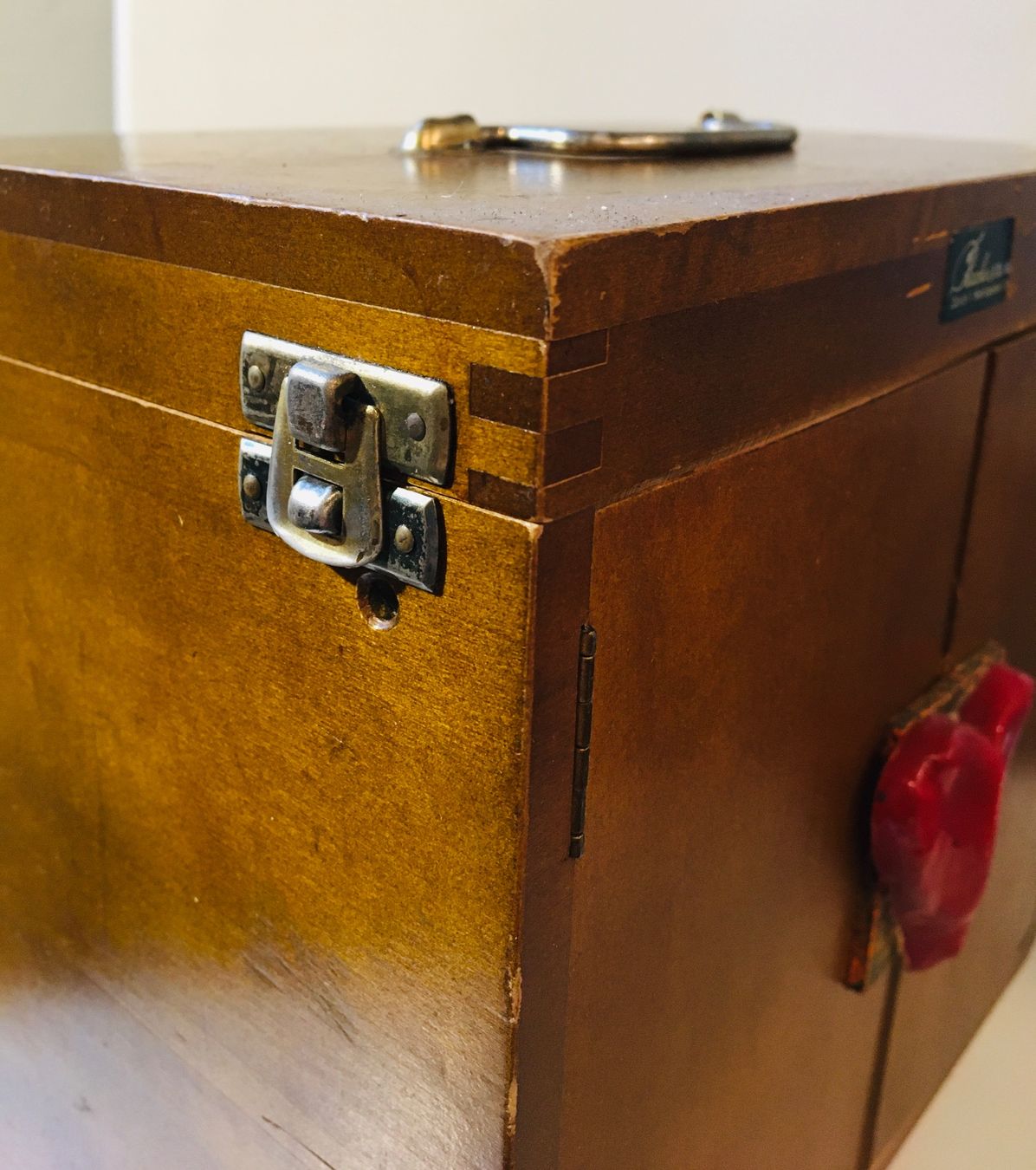 Portagioie: Ancien coffre à bijoux - LoVe bOx – Usato da Cornaux NE venduto da THX01 1
