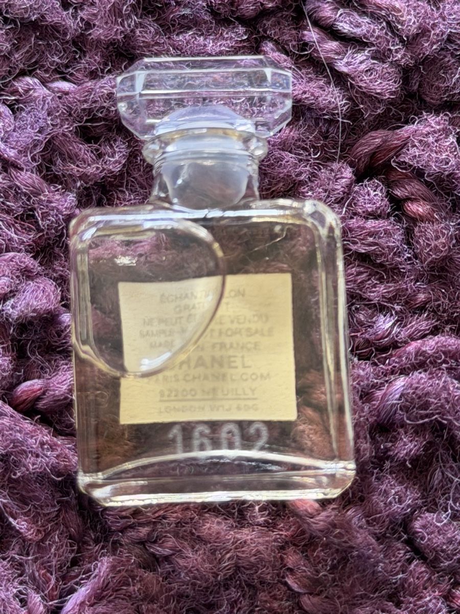 Chanel Profumi & Eau de Toilette: Chanel No. 5, Eau de Parfum, 1.5 ml – Usato da Lyss venduto da nekoreh 1