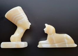 Sphinx und Pharao aus Naturstein