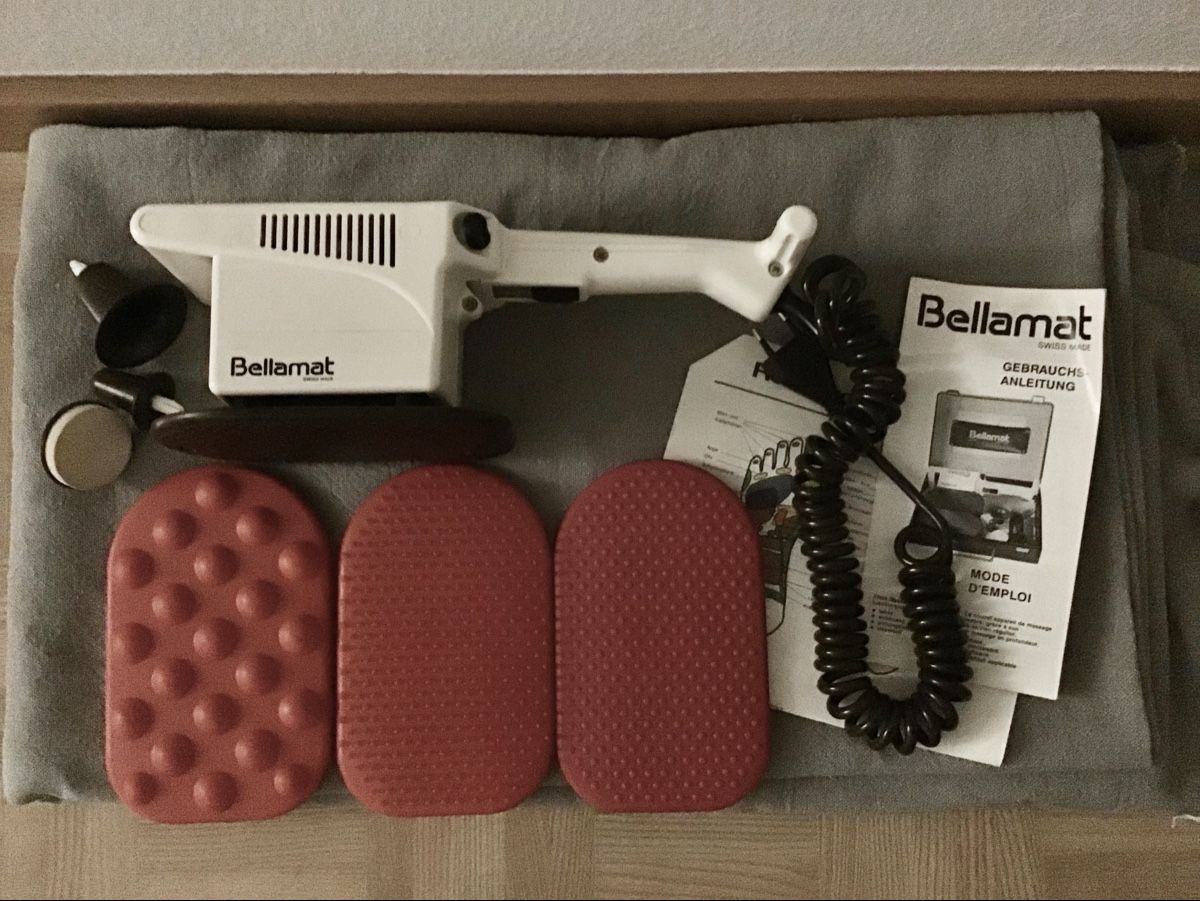Bellamat Dispositivi per massaggi: Bellamat Massagegerät mit Zubehör – Usato da Winterthur venduto da Ricci2012