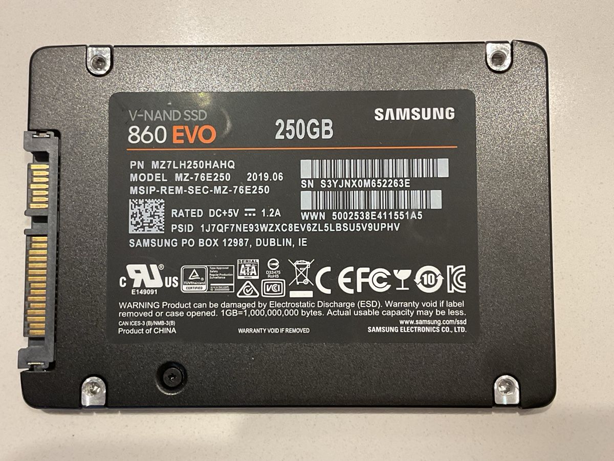 Samsung Dischi rigidi: Samsung 860 EVO 250GB SSD – Usato da Wettswil venduto da Venice3 1