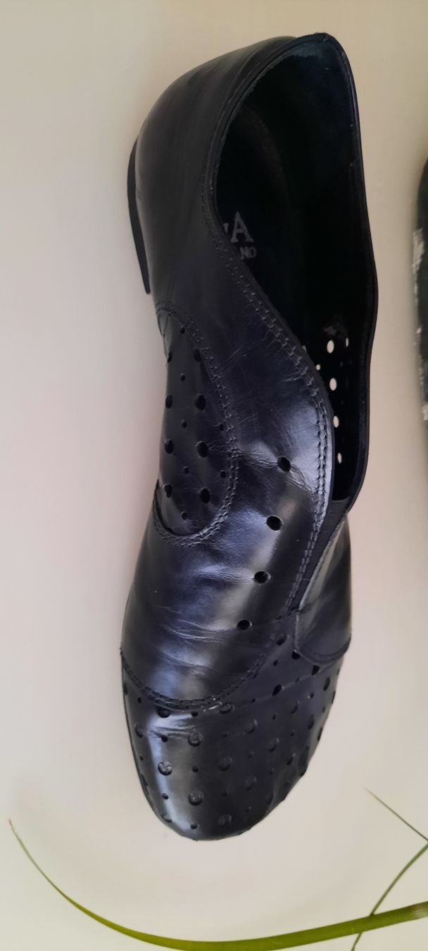 Scarpe da donna: EVA MILANO  Damenschuh Leder Grösse 39 – Usato da Turbenthal venduto da tirare 4