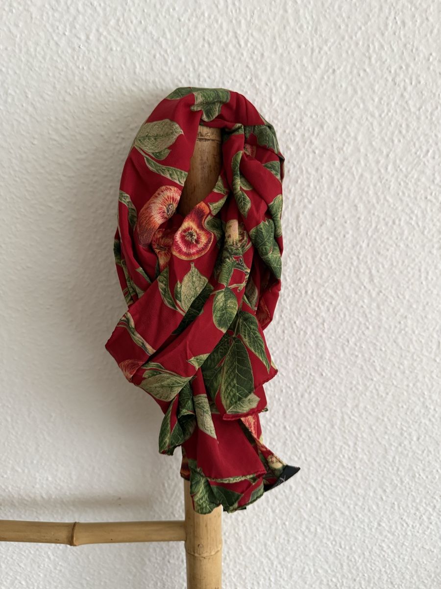 Foulards, Tücher & Schals: Tuch Seide – Gebraucht aus Meilen von NHirs96