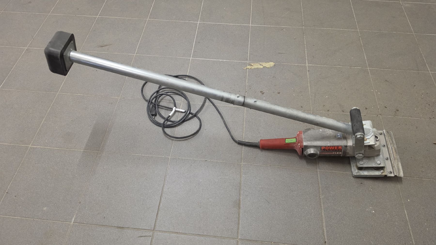 Tutte le macchine: Original Flex Power Stripper zum Teppich entfernen! – Usato da Horn venduto da Bs1