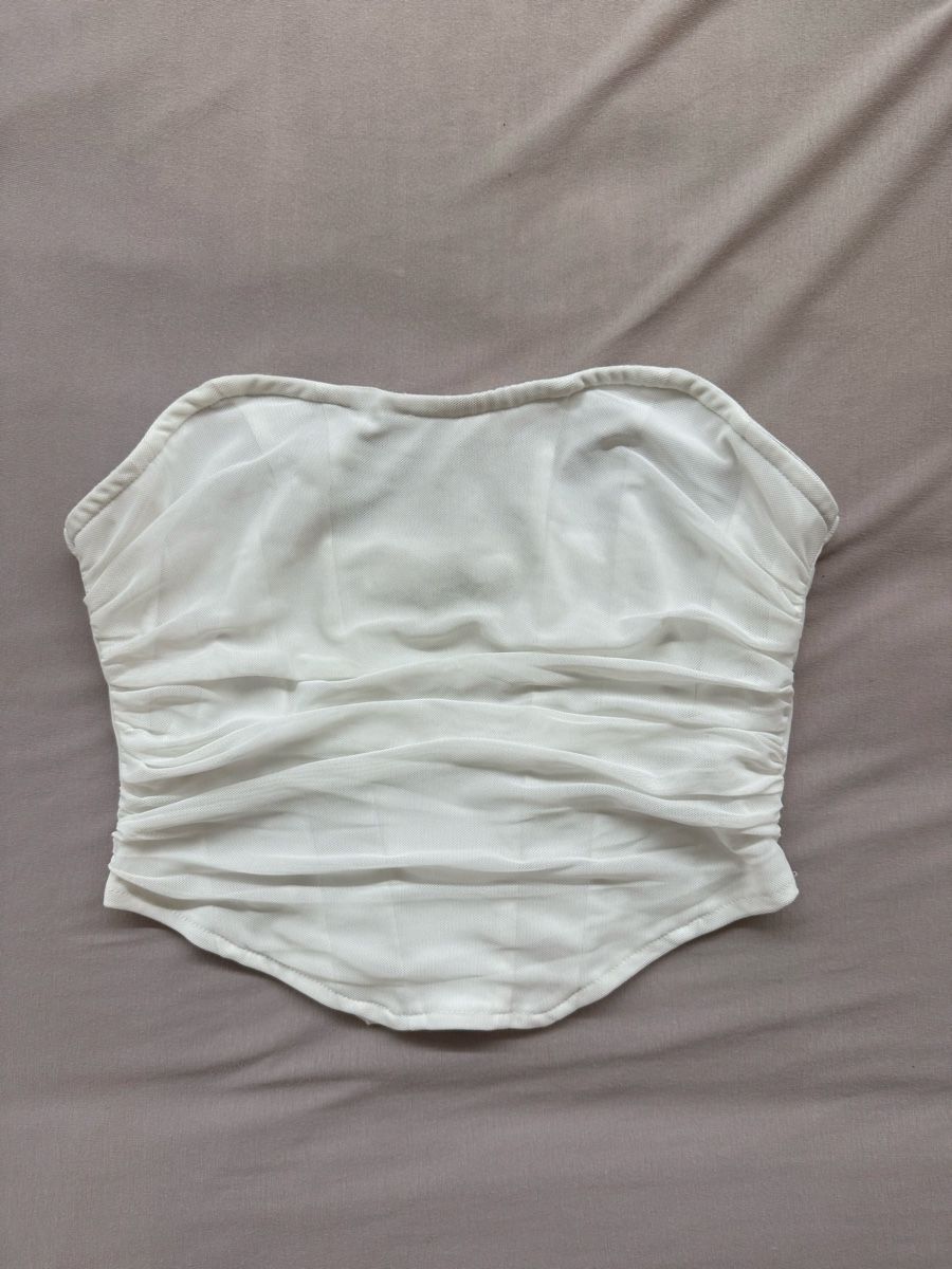 Tops: Corset blanc sans bretelles taille S – D'occasion à Granges VS par coraliegrd5