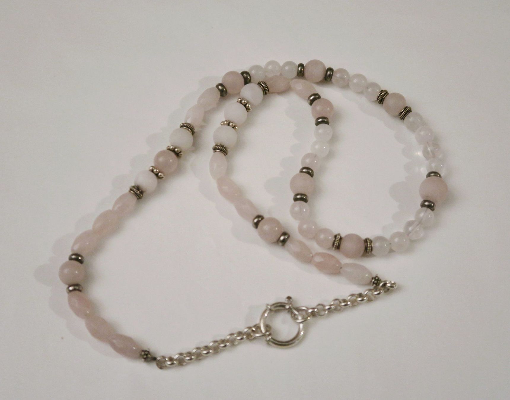 Catenine: Kette mit Rosenquarzperlen – Usato da Brittnau venduto da marlenestone 1