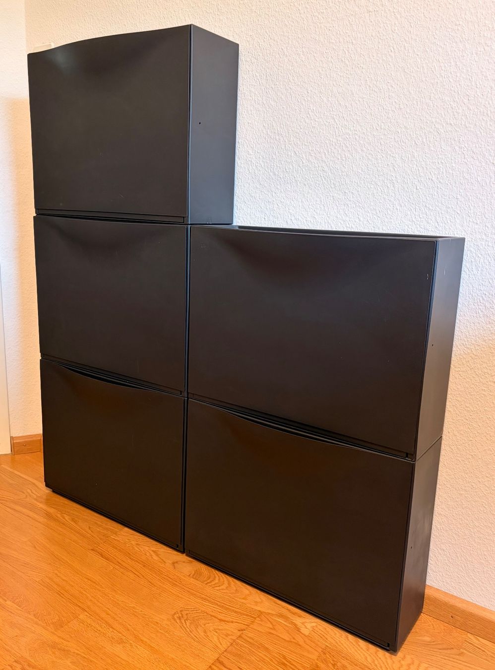 Ikea Armadi: 5x Ikea Trones Schuhschrank Schwarz – Usato da Basel venduto da tin_95xx 2