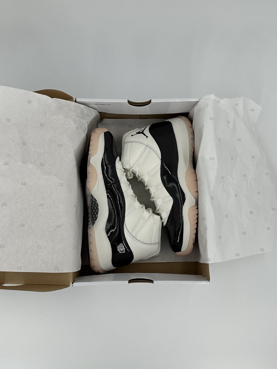 Jordan Chaussures hommes: Jordan 11 “Neapolitan” – Neuf avec emballage d'origine à Gais par dam_kd6n 6