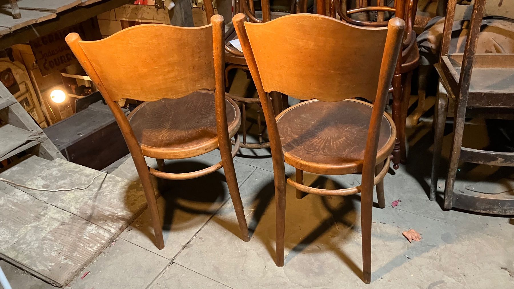 Chaises: Chaise bistro Bistrostuhl antik – D'occasion à St-Cierges par LeRegain 3