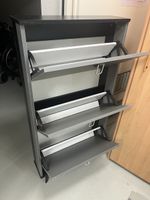 Schuhschrank Top Zustand! Platzsparend und Praktisch.