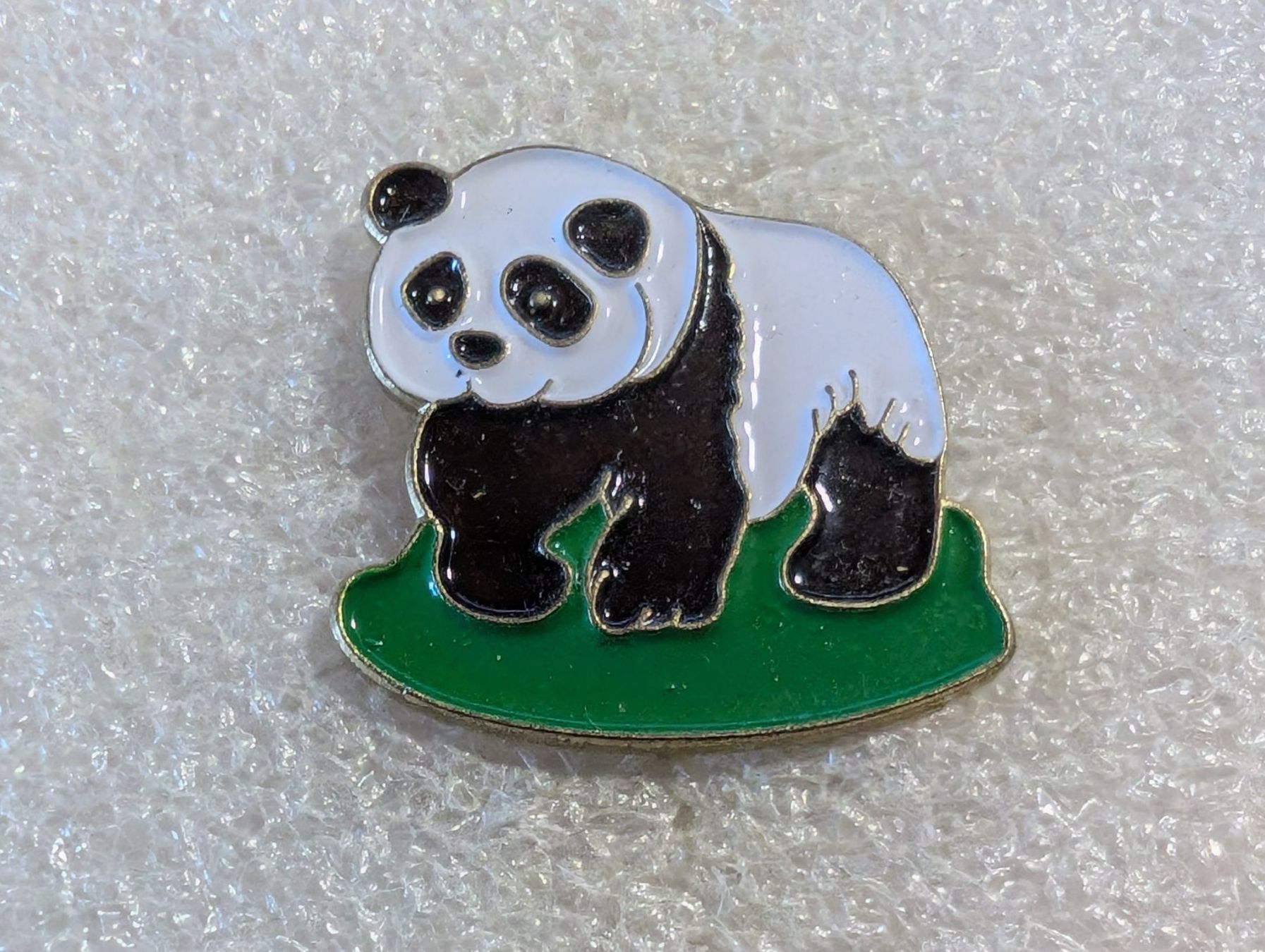 Placchette & Badge: Ansteckpin 187: Panda Bär – Usato da Oppligen venduto da Pin-Fall-Shop