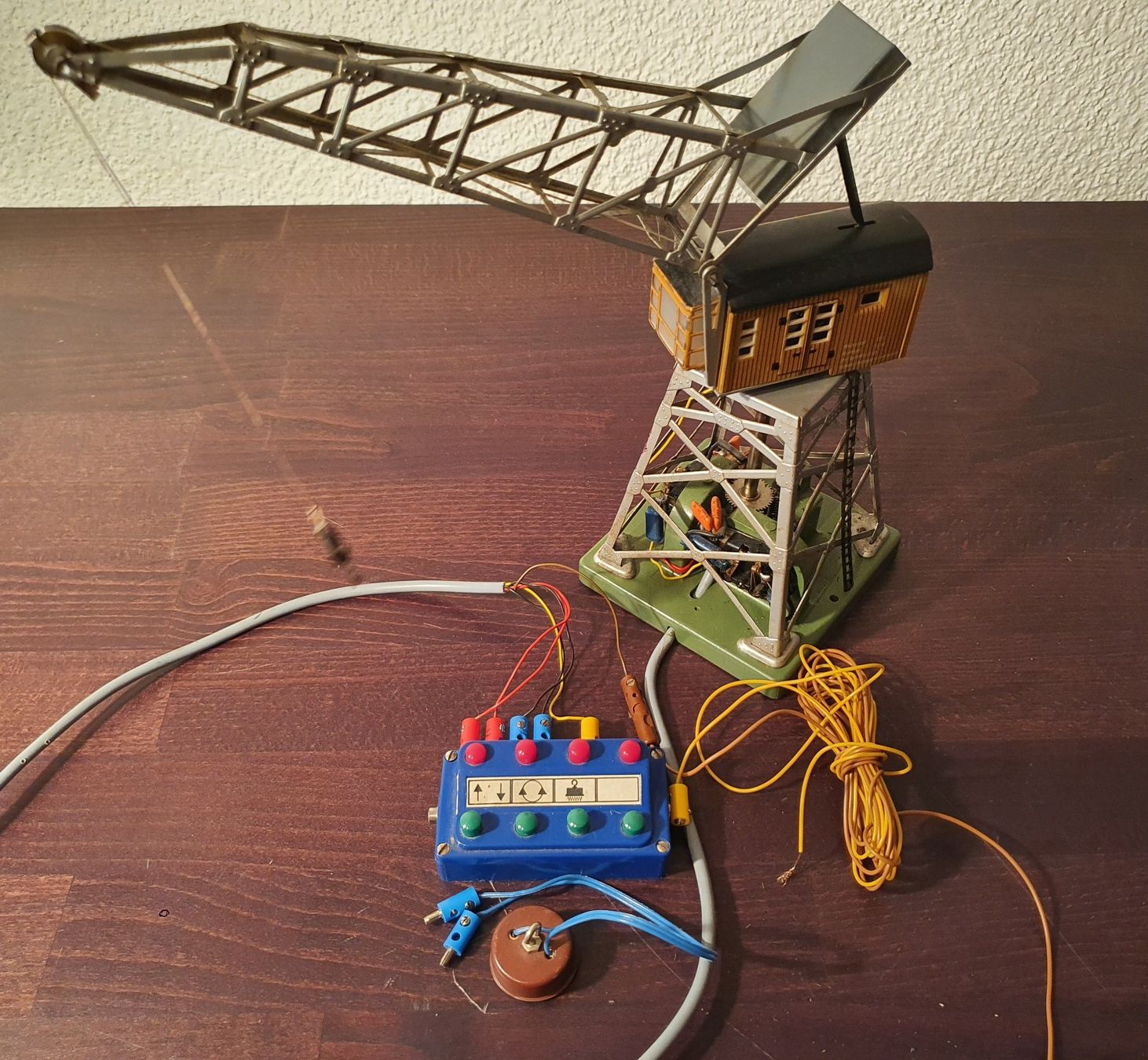 Märklin Modelleisenbahnen: MÄRKLIN: METALL KRAN 7051 – Gebraucht aus Biglen von taunus82