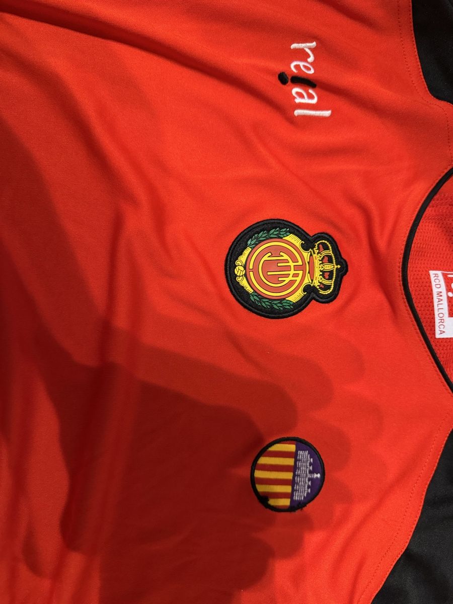 Canottiere & Pantaloni: Fussball Trikot RCD Mallorca Grösse S – Usato da Watt venduto da SwissBlueLine 1