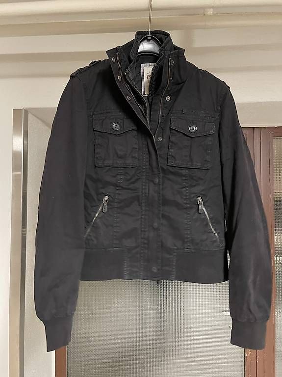 Jacken: Jacke von Esprit - Grösse S – Gebraucht aus Thörishaus von ama_9dbt