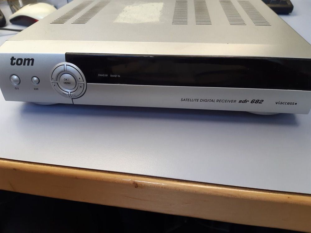 Satelliten Receiver Kaufen auf Ricardo