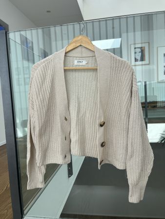 Only Cropped Cardigan Gr. XS Beige Grobstrick 