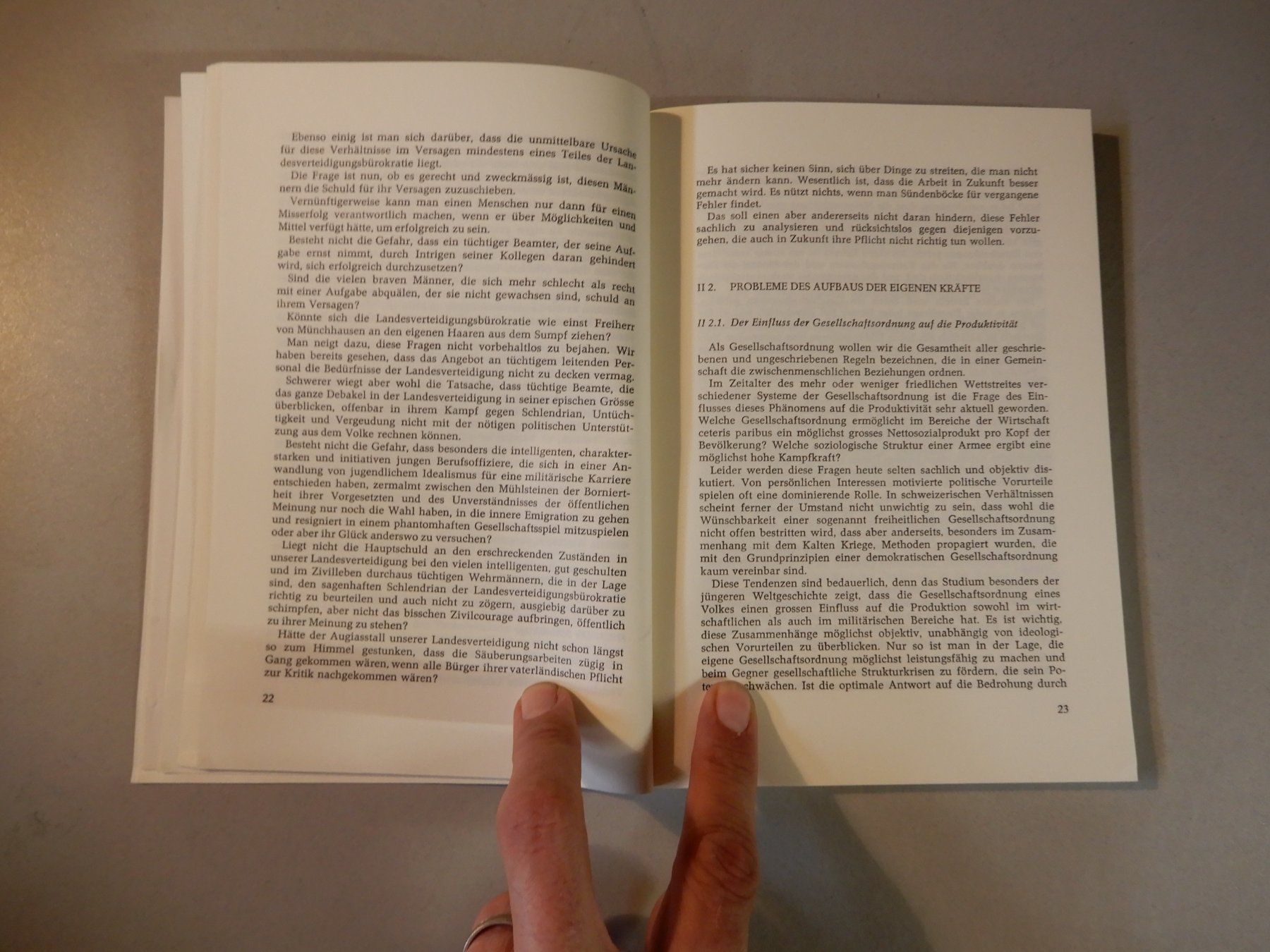 Libri: Aktuelle Probleme der schweizerischen Landesverteidigung – Usato da Erstfeld venduto da Mario_boe0 4