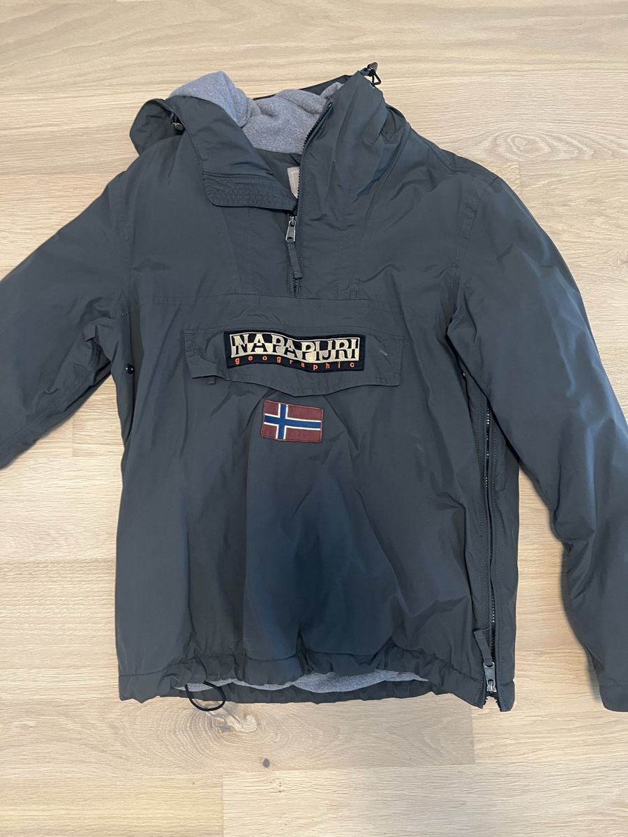 Napapijri Giacche: Napapijri Jacke  – Usato da Pfäffikon ZH venduto da rap_2zd2