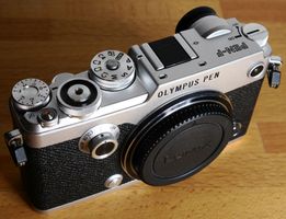 Olympus PEN-F Systemkamera - Top Zustand, wenig benutzt!