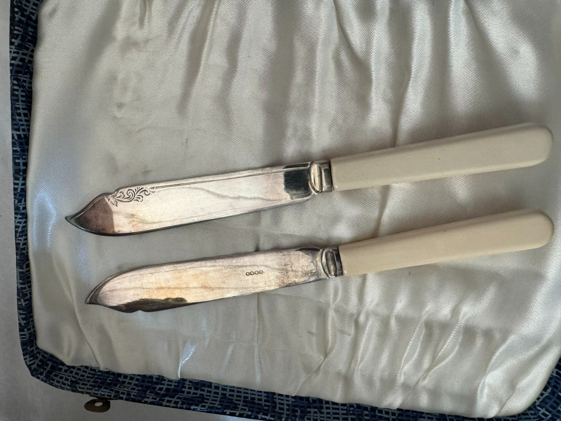 Bestecksets: Fischart, Set 12 Teile Messer Gabeln – Gebraucht aus Vaduz von Greenturtle 1