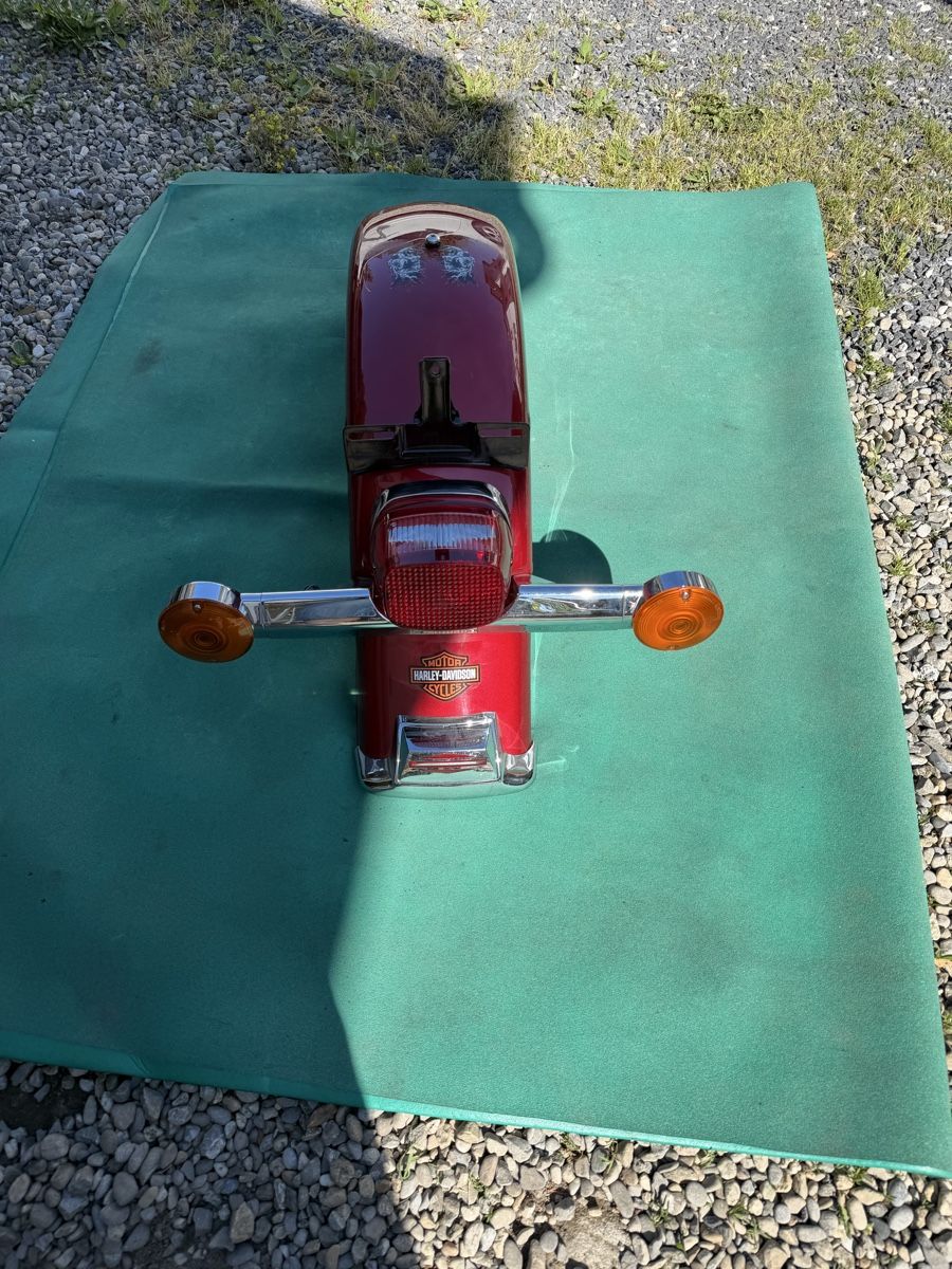 Harley-Davidson Tutti i ricambio per moto: Harley Davidson FLSTC Heritage Softail Heckfender komplett – Usato da Dagmersellen venduto da seat89 2