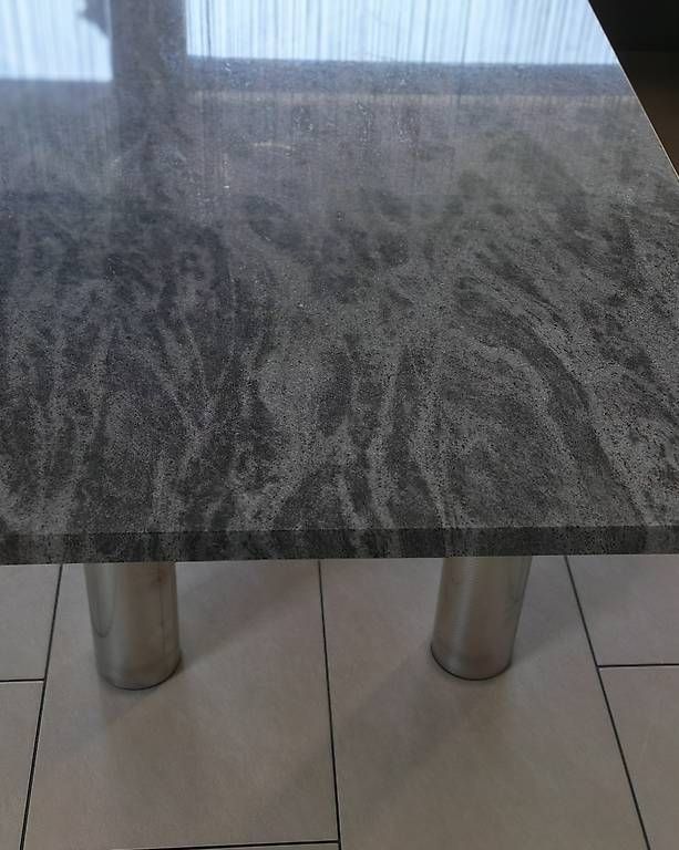 Tavoli: Edler Couchtisch mit massiver Granitplatte – Usato da Stans venduto da slavi1969 3