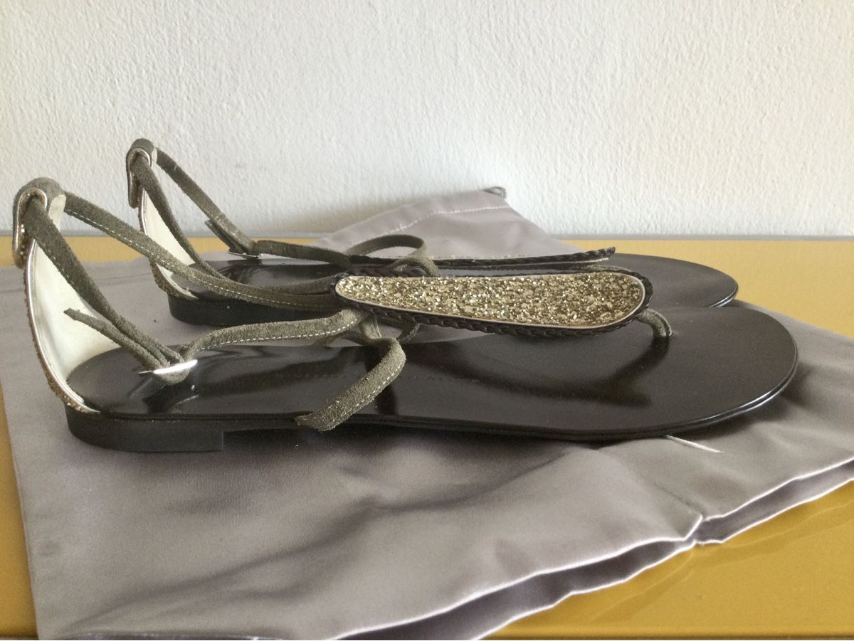Zanotti Scarpe da donna: Giuseppe Zanotti flache Sandalen mit Glitter 40/41 – Usato da Stäfa venduto da loveforeverlove 6