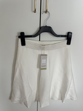 Damen Rock weiss Grösse 36 neu mit Etikett