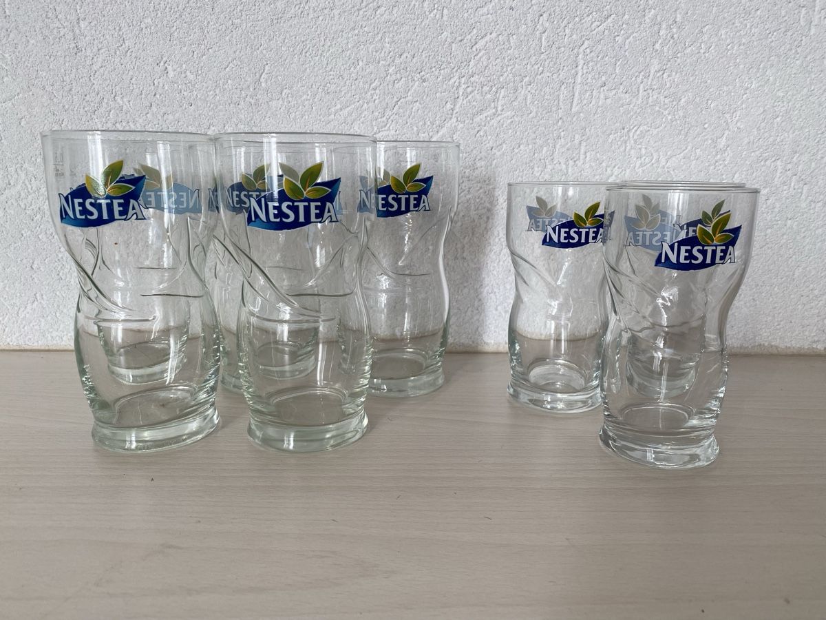 Bicchieri: 8 Nestea Gläser 5x5dl 3x3dl – Usato da Hägglingen venduto da kar_v9qf