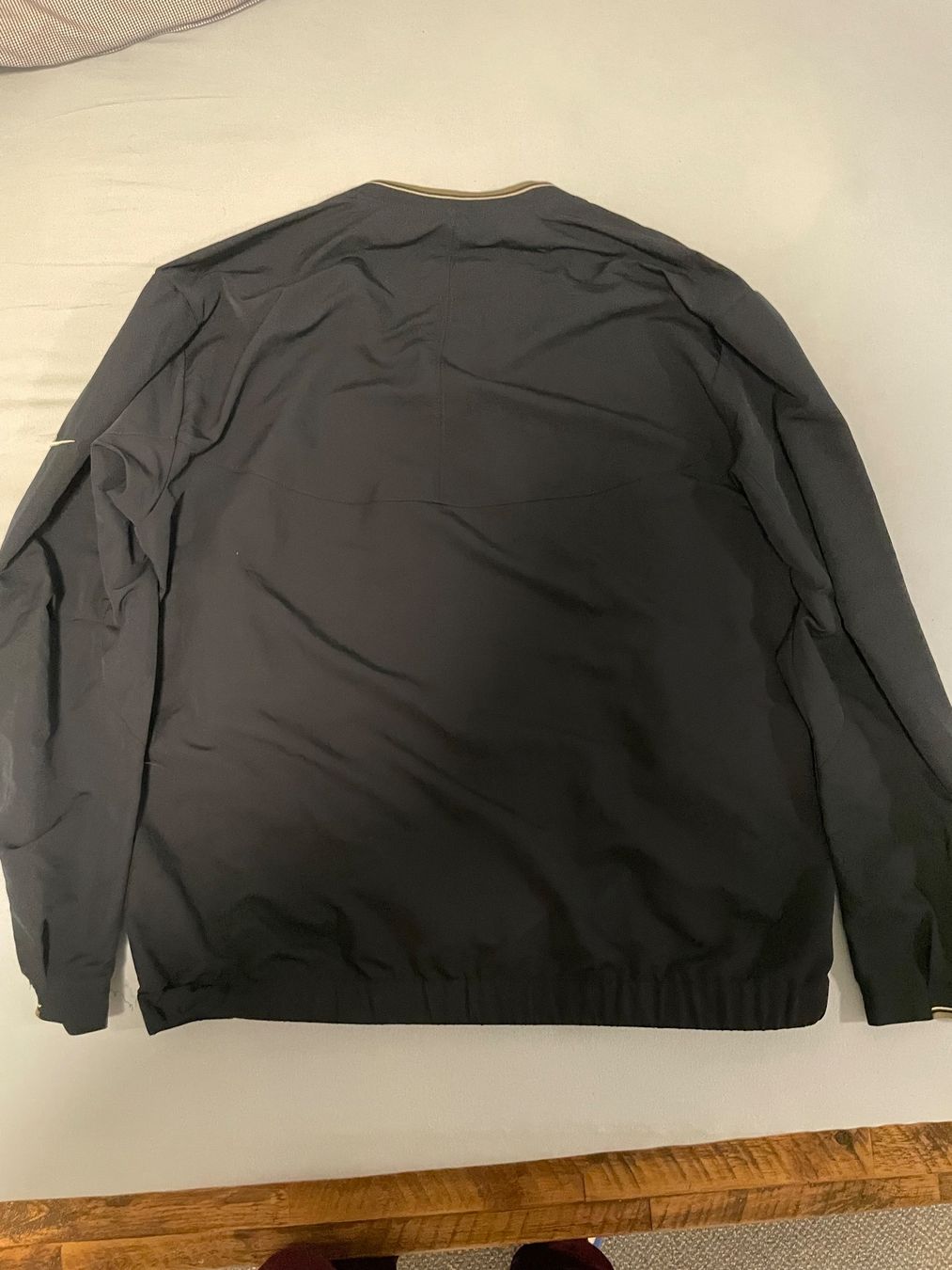 Nike Pullover & Sweatshirts: Nike Vintage Windbraker – Gebraucht aus Ormalingen von ced.fiech 1