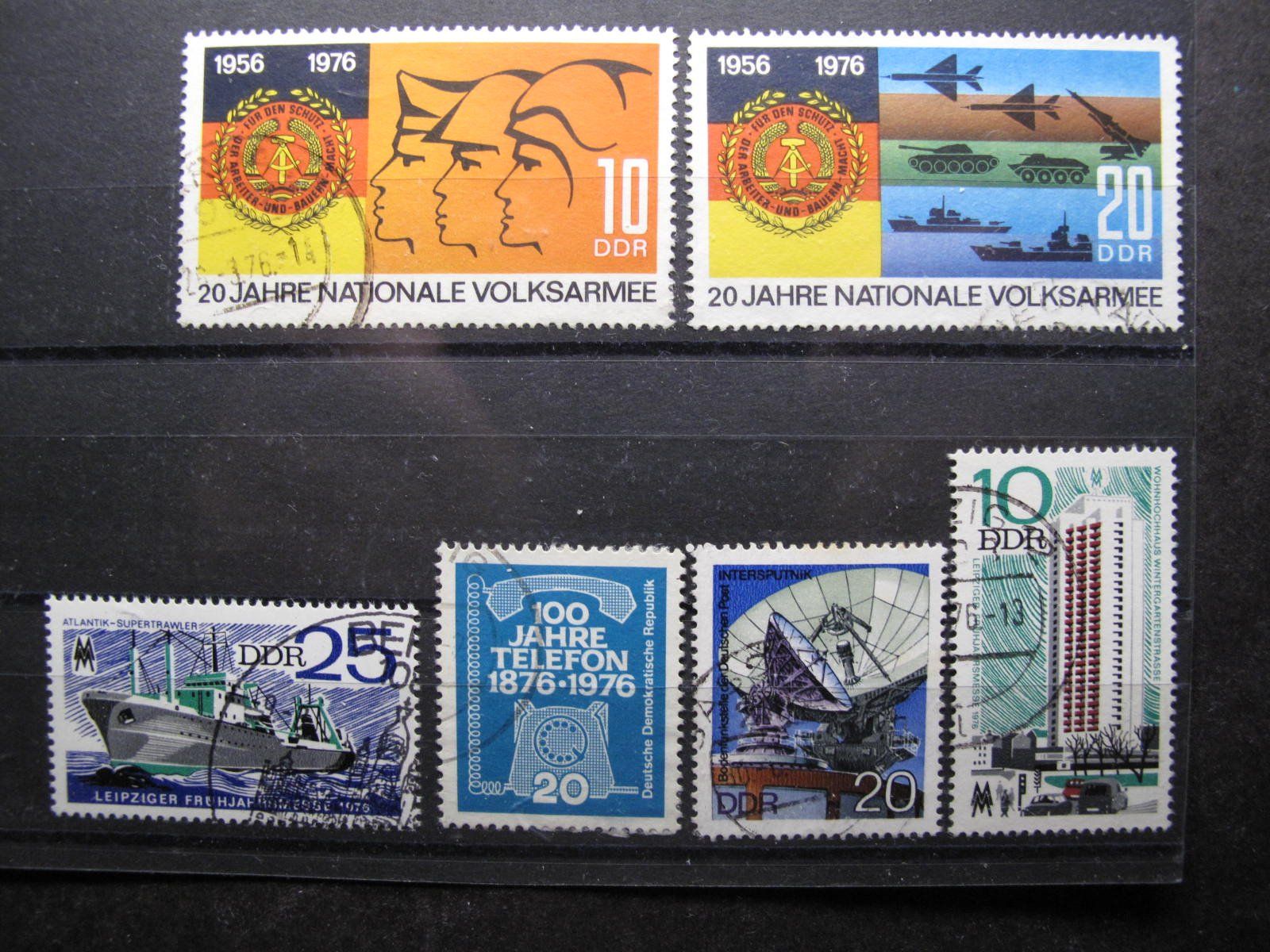 Tutti i francobolli: DDR 1976 Volksarmee / Jugend Parlament gest – Usato da Wil SG venduto da fva01
