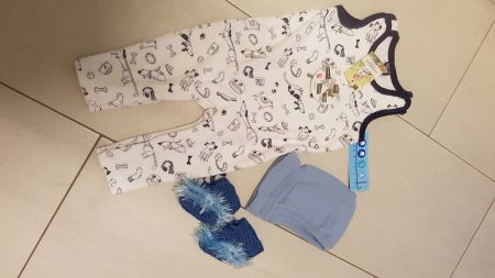 Geschenkset Pyjama NEU!  Gr. 74 set de cadeau pyjama neuf!